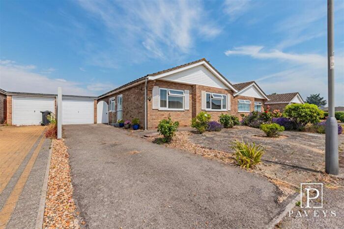 3 Bedroom Detached Bungalow For Sale In Orchard Drive, Great Holland, Frinton-On-Sea, CO13