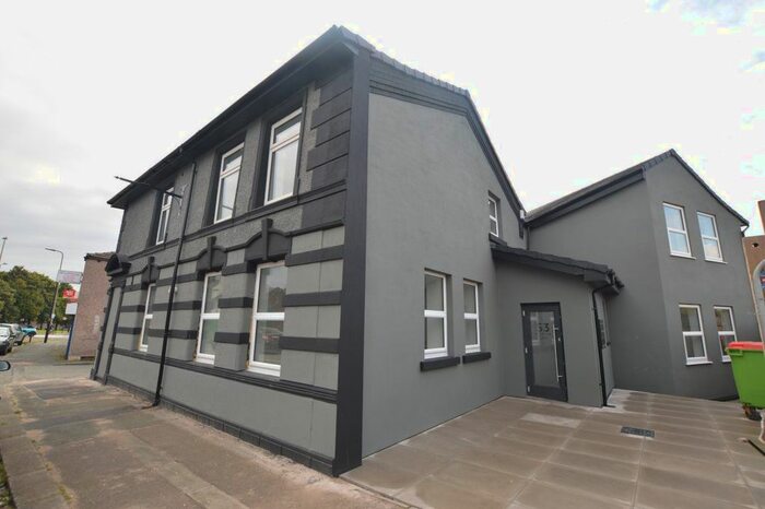 1 Bedroom Flat To Rent In Walthew Lane, Platt Bridge, Wigan, WN2