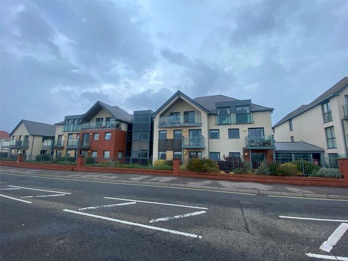 2 Bedroom Apartment To Rent In Anchorage Court, Marine Parade East, Lee-On-The-Solent, Hampshire, PO13