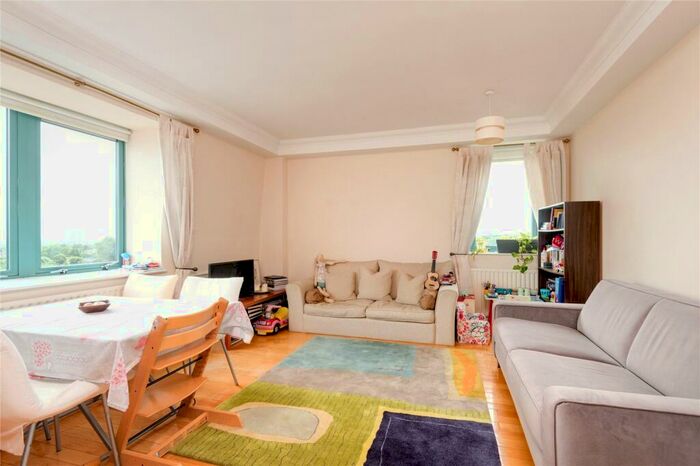 2 Bedroom Penthouse To Rent In Shoot Up Hill, Kilburn, NW2