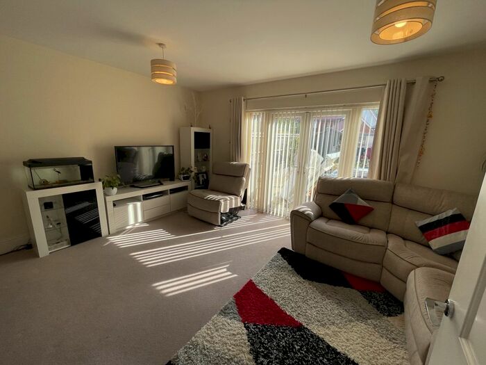 3 Bedroom Semi-Detached House To Rent In Baker Lane, Tonbridge, Tonbridge, TN9