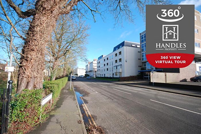 2 Bedroom Flat To Rent In Stuart Court, Warwick Terrace, Leamington Spa, CV32