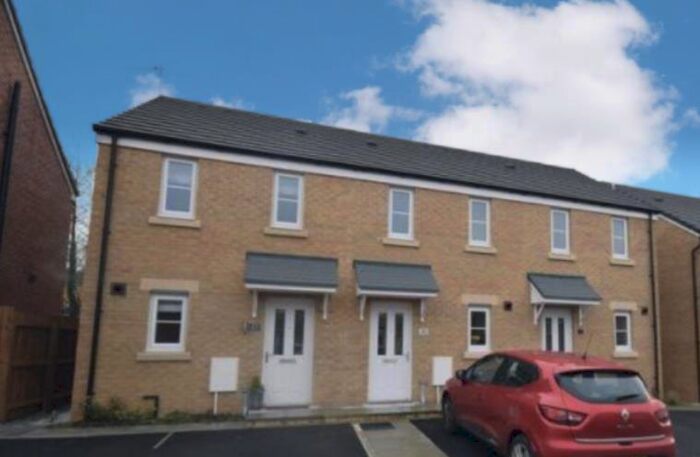 2 Bedroom House To Rent In Ffordd Cadfan, Bridgend, CF31