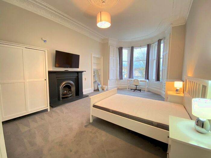 5 Bedroom Flat To Rent In Thirlestane Road, Marchmont, Edinburgh, EH9