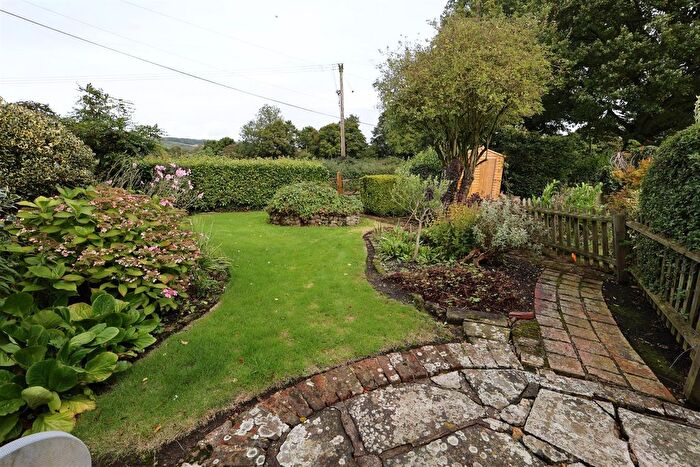 2 Bedroom Bungalow To Rent In Ovenden Road, Sundridge, Sevenoaks, TN14