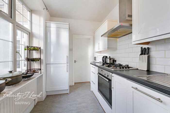 1 Bedroom Flat For Sale In Cannon Street Road, London, E1