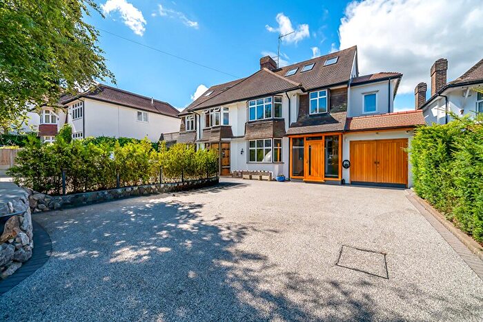 4 Bedroom Semi Detached House For Sale In Orpington, BR6