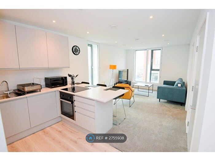 1 Bedroom Flat To Rent In Wharf End, Trafford Park, Manchester, M17