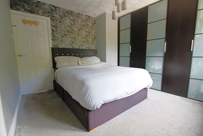 2 Bedroom Semi-Detached House For Sale In Long Lane, Bolton, BL2