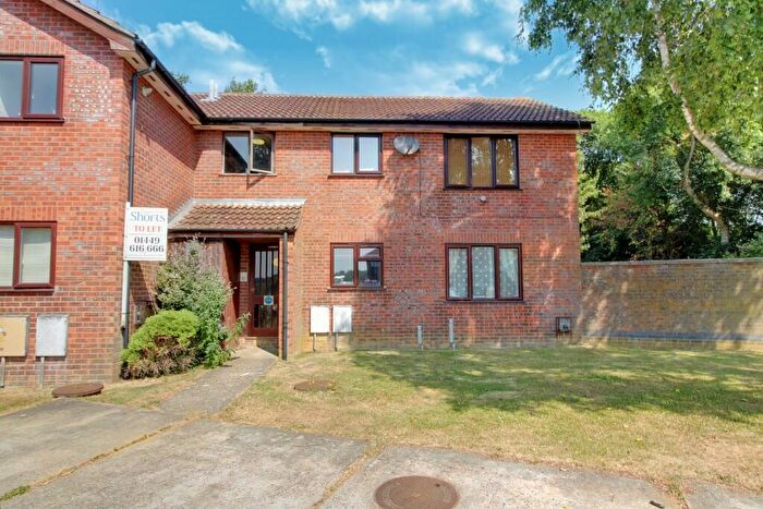 1 Bedroom Apartment To Rent In Semer Close, Stowmarket, Suffolk, IP14