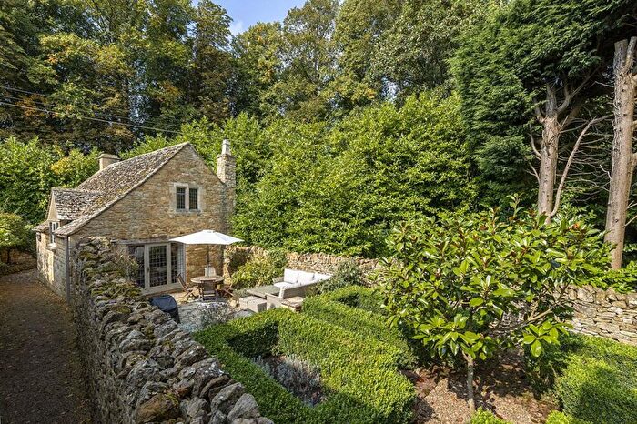 2 Bedroom Detached House For Sale In Angel Lane, Broad Campden, Gloucestershire, GL55