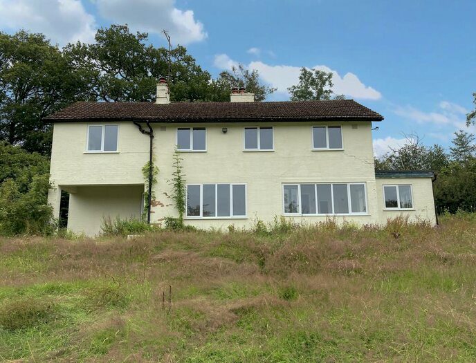 4 Bedroom Property For Sale In Betchetts Brook, Horsham Road, Holmwood, Dorking, Surrey RH5