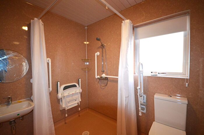 2 Bedroom Detached Bungalow For Sale In Arnol, Isle Of Lewis, HS2