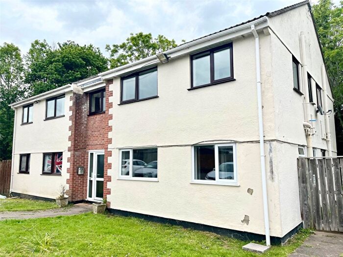 1 Bedroom Flat To Rent In Bubwith Close, Chard, Somerset, TA20