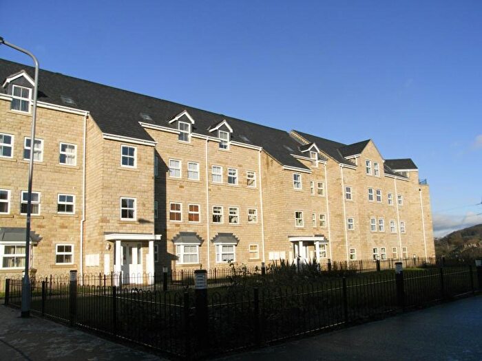 2 Bedroom Apartment To Rent In Navigation Drive, Apperley Bridge, West Yorkshire, BD10