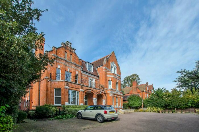 2 Bedroom Flat To Rent In Sundridge Avenue, Sundridge Park, Bromley, BR1