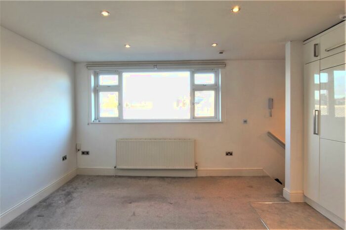 1 Bedroom Flat To Rent In Fortess Road, (), London, NW5