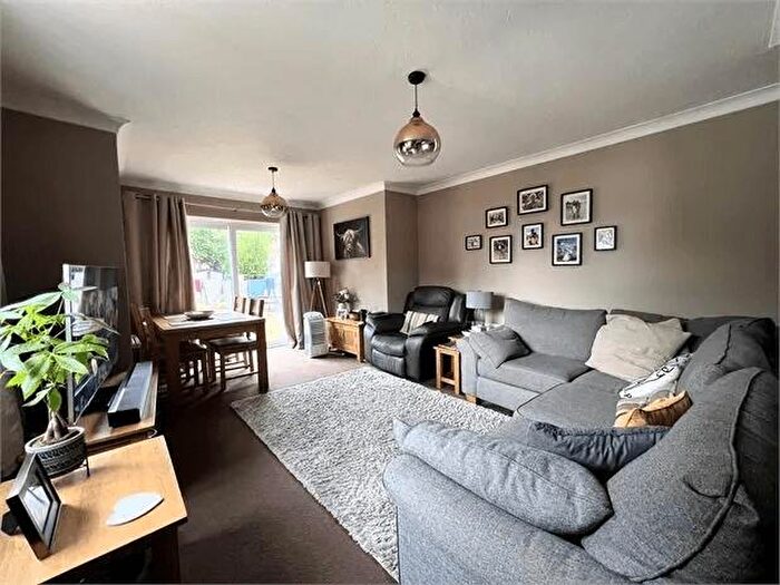 3 Bedroom Bungalow For Sale In Prettygate Road, Colchester, CO3