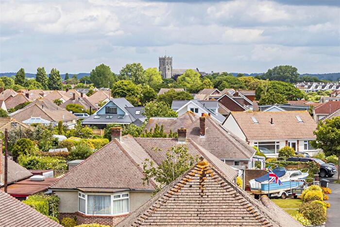 1 Bedroom Flat To Rent In Broadway, Southbourne, Bournemouth, BH6