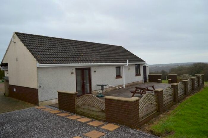 1 Bedroom Detached Bungalow To Rent In Dunvant Road, Three Crosses, SA4