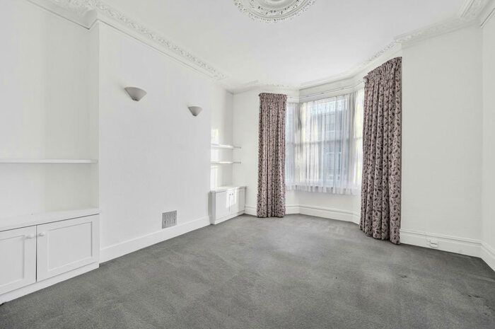 1 Bedroom Apartment To Rent In Dalmeny Road, London, N7