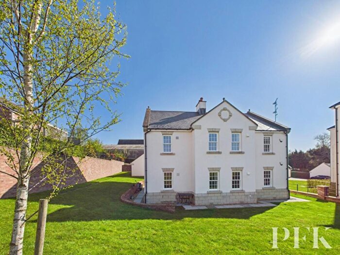 3 Bedroom Flat For Sale In Manor Park, Carleton, CA11