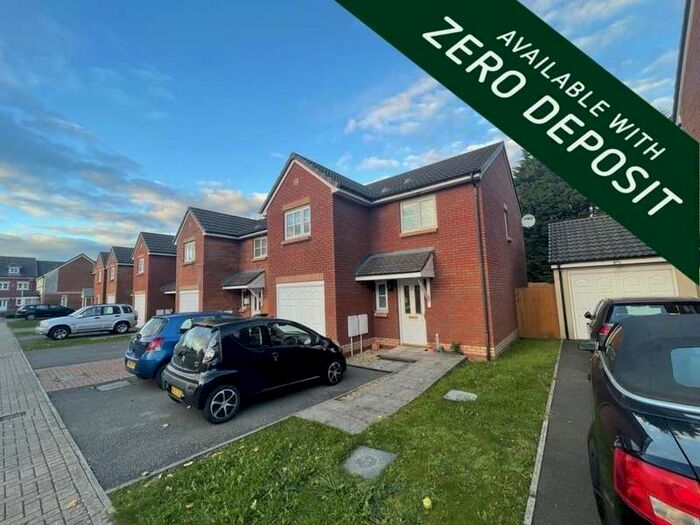 3 Bedroom Property To Rent In Amelia Grove, NP19