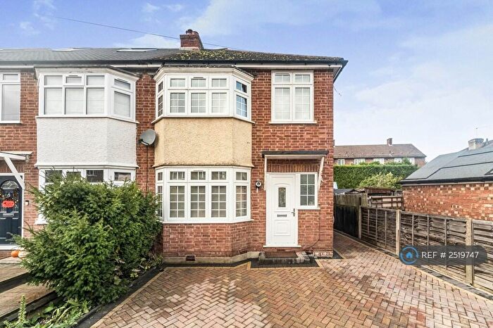 3 Bedroom Semi-Detached House To Rent In Cottimore Avenue, Walton-On-Thames, KT12