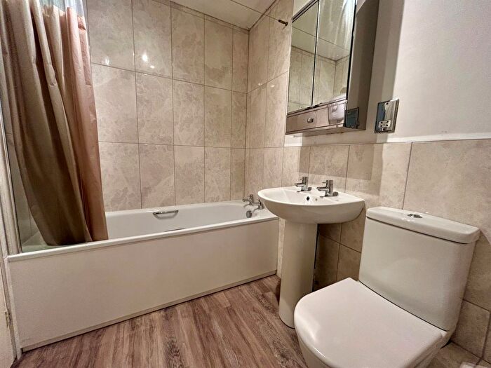 2 Bedroom Flat To Rent In Kings Mill, Great Chesterford, Saffron Walden, CB10