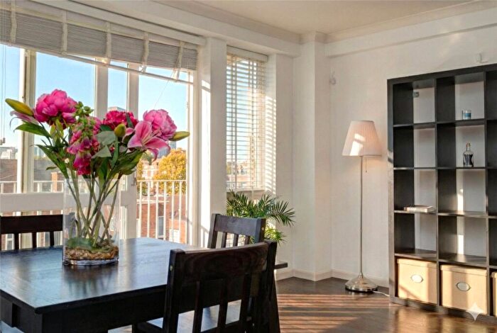 2 Bedroom Apartment To Rent In Blair Court, Boundary Road, London, NW8