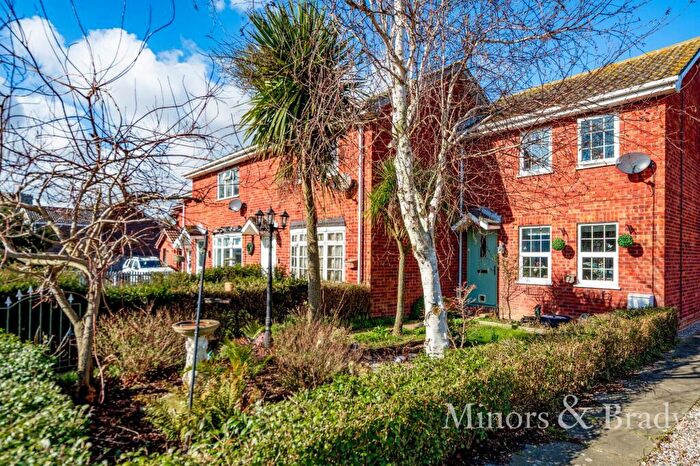 2 Bedroom Terraced House For Sale In Anglian Way, Hopton, NR31