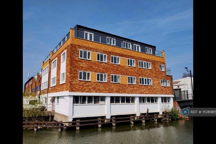 2 Bedroom Flat To Rent In Liberty Centre, Wembley, HA0