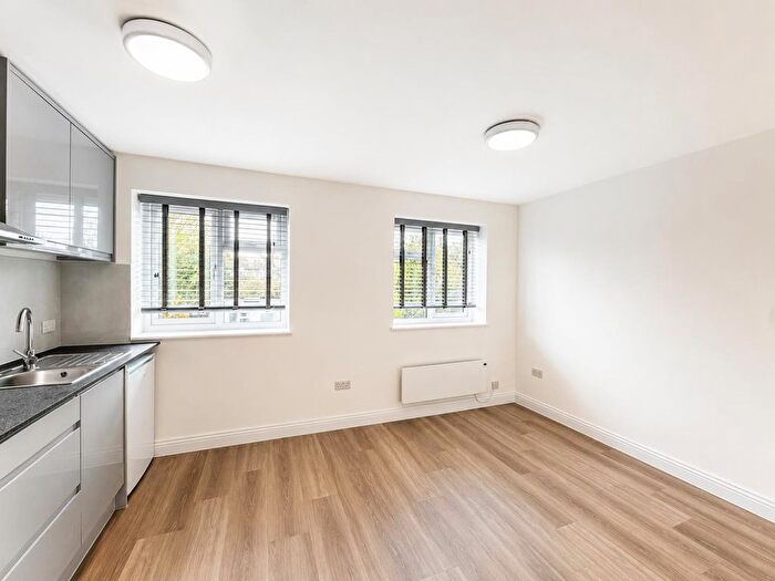Studio To Rent In Stag Lane, Edgware, HA8