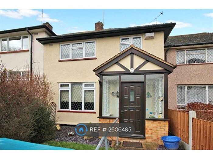 3 Bedroom Terraced House To Rent In Petersham Drive, Orpington, BR5