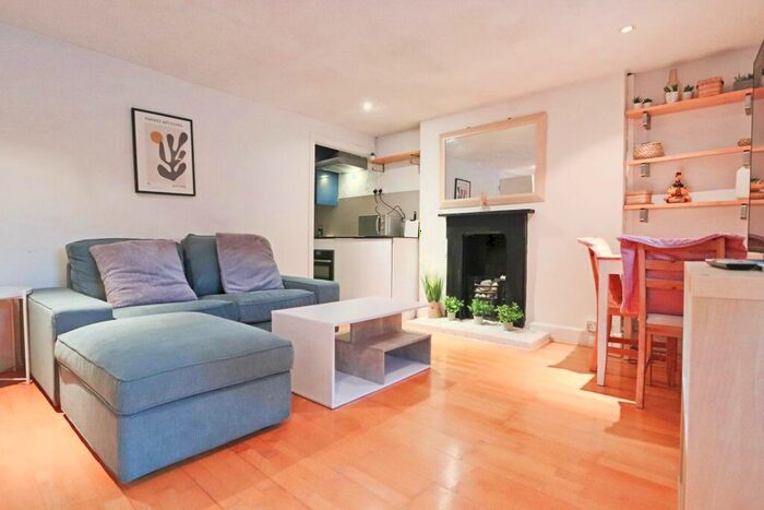 1 Bedroom Flat To Rent In Ambrose Road, Bristol, BS8