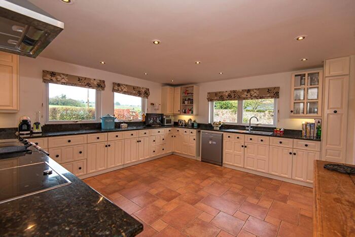 5 Bedroom Bungalow To Rent In Damerham, Hampshire, SP6