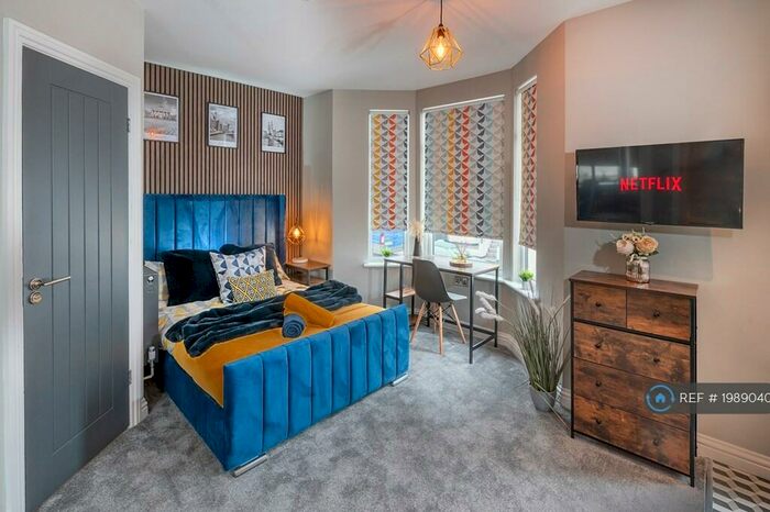 Studio To Rent In Eastcott Hill, Swindon, SN1