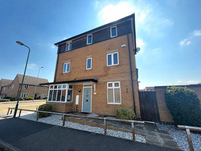 4 Bedroom Detached House To Rent In Beadle Way, Peterborough, PE4