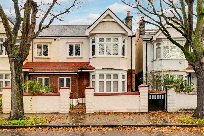 1 Bedroom Flat To Rent In Netheravon Road, London W4