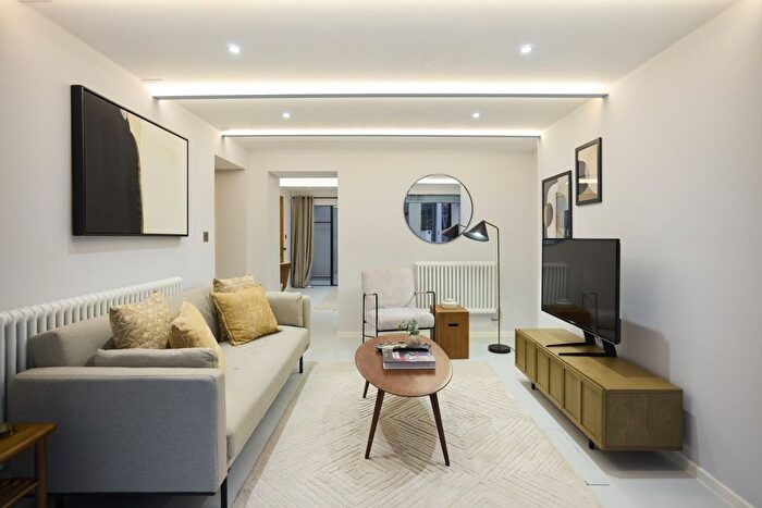 1 Bedroom Flat To Rent In Ladbroke Grove, Notting Hill, W10