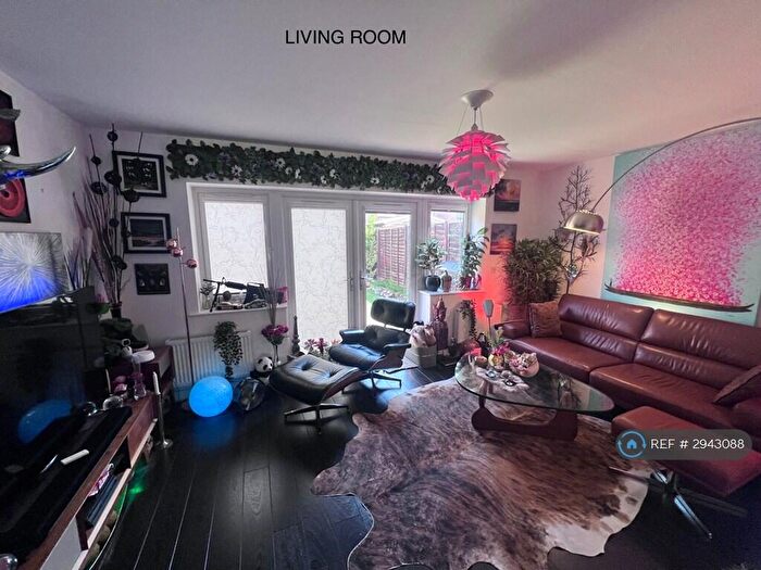 3 Bedroom Terraced House To Rent In Egbert Close, Hornchurch, RM12