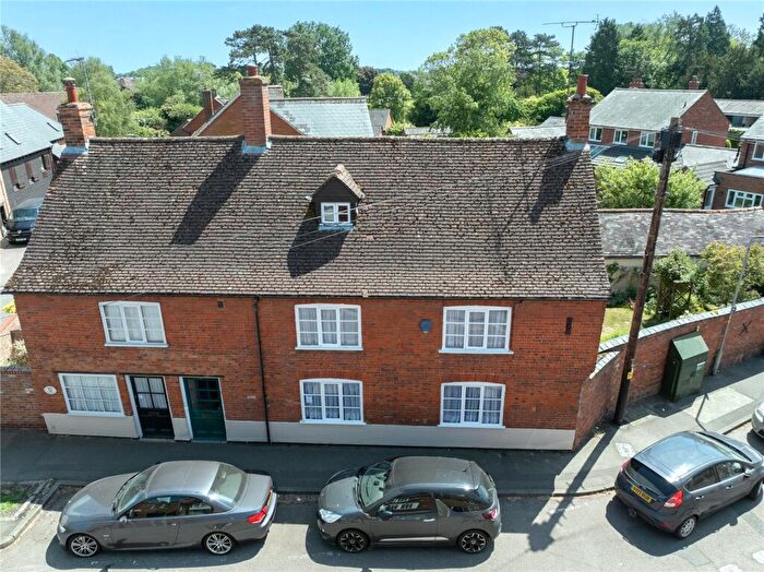 4 Bedroom Semi-Detached House For Sale In Silver Street, Newport Pagnell, Buckinghamshire, MK16