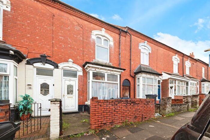 3 Bedroom Terraced House For Sale In Evelyn Road, Birmingham, B11