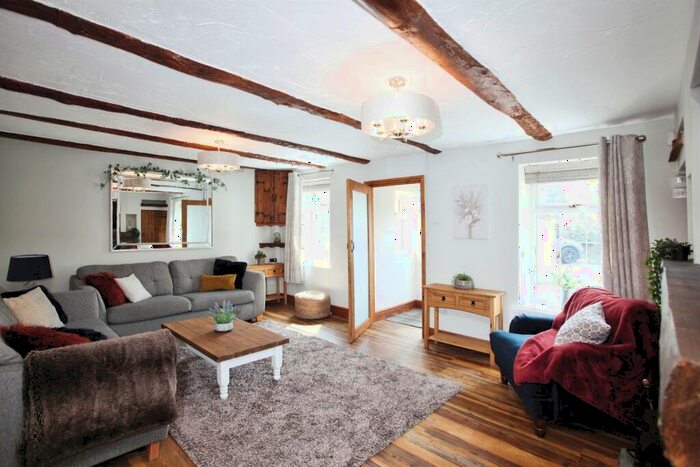 3 Bedroom Detached House For Sale In Old Caerphilly Road, Nantgarw, Cardiff, CF15