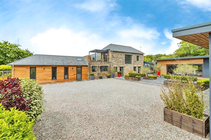 5 Bedroom Detached House For Sale In Godwell Lane, Ivybridge, PL21