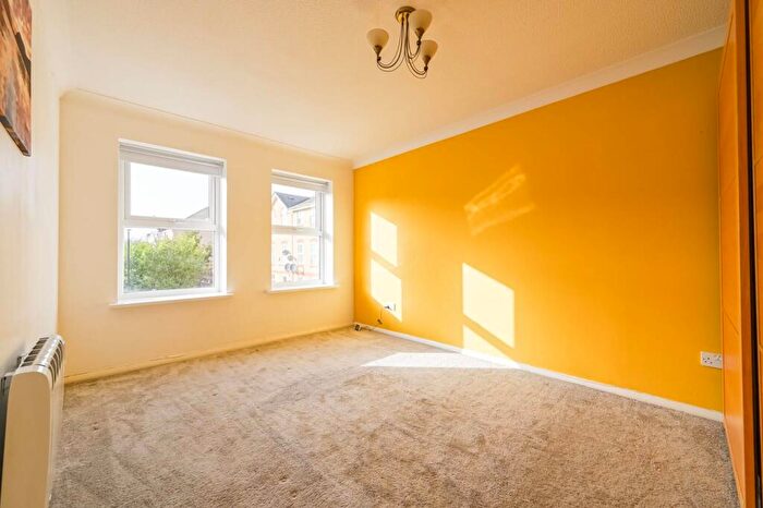 2 Bedroom Flat For Sale In Aaron Hill, Beckton, London, E6