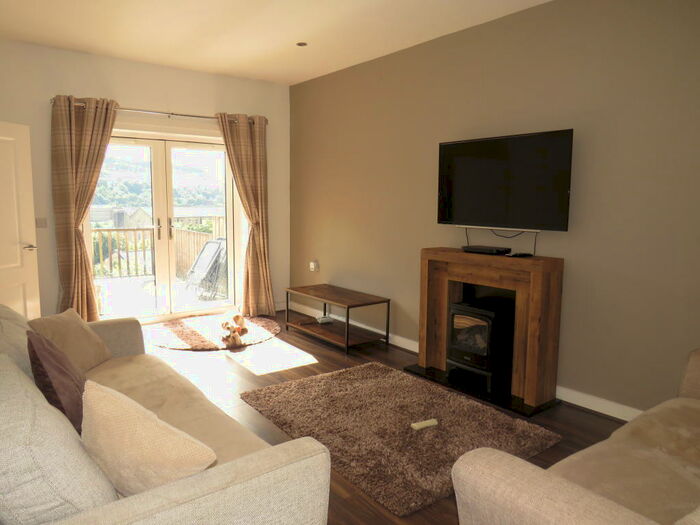 3 Bedroom House To Rent In Eaglescliffe, Sowerby Bridge, HX6