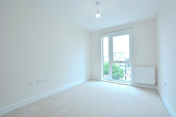 2 Bedroom Flat To Rent In Advertiser Court, Colindale, NW9