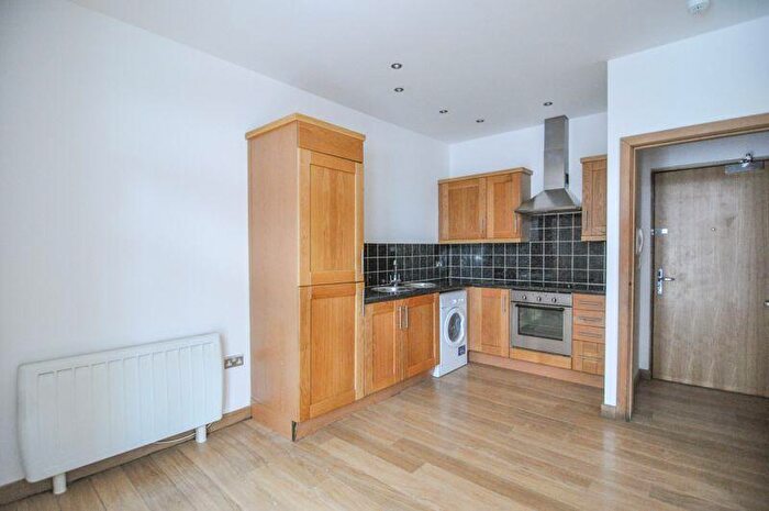 1 Bedroom Apartment To Rent In Bradley House, Bristol, BS1