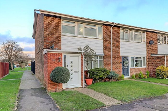3 Bedroom End Terrace House For Sale In Ashtree Walk, Hazlemere, High Wycombe, Buckinghamshire, HP15